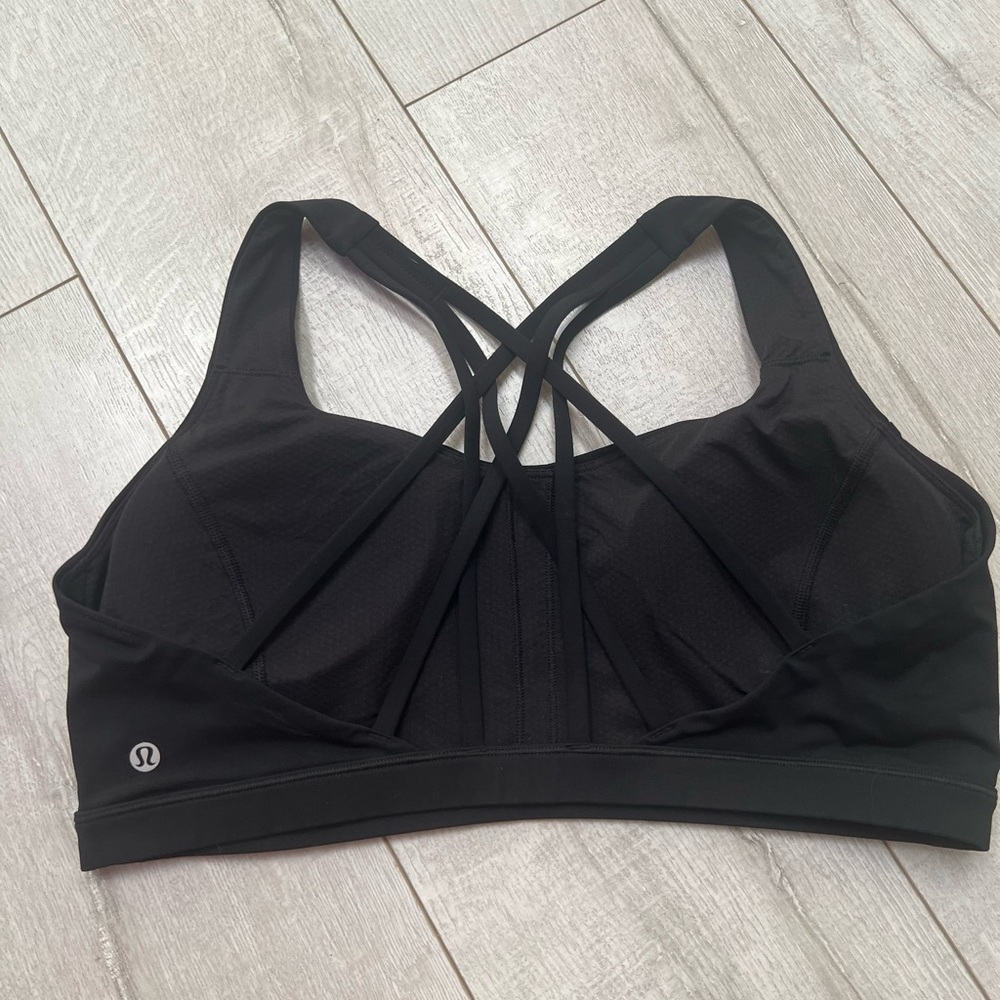 Lululemon Black Strappy Sports Bra with Racerback